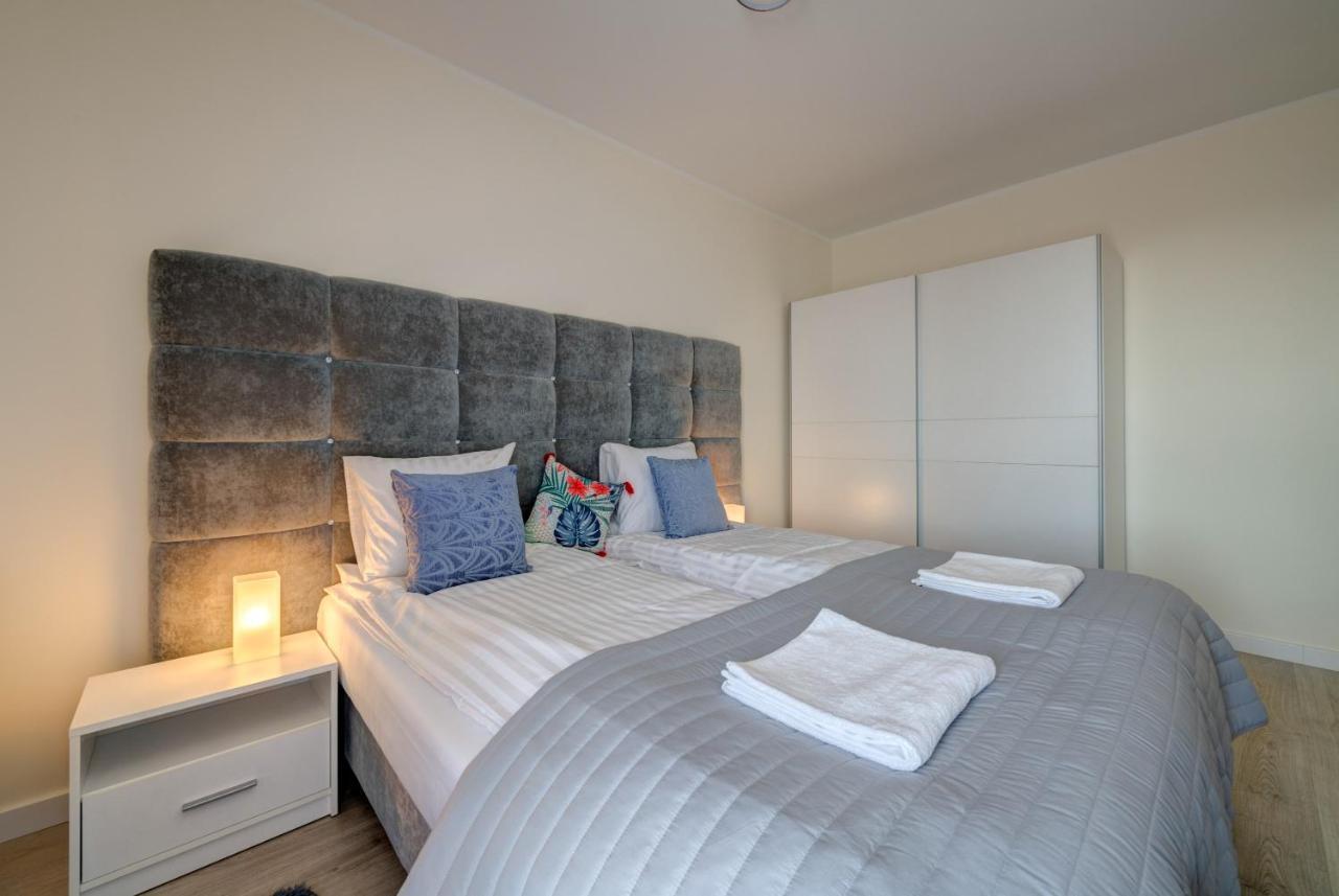 Live & Travel - Waterlane Island Apartament *