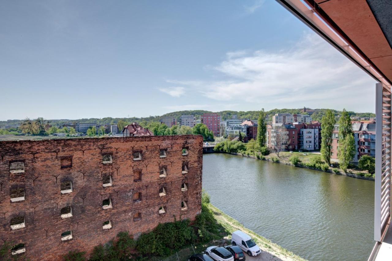 Live & Travel - Waterlane Island Gdańsk