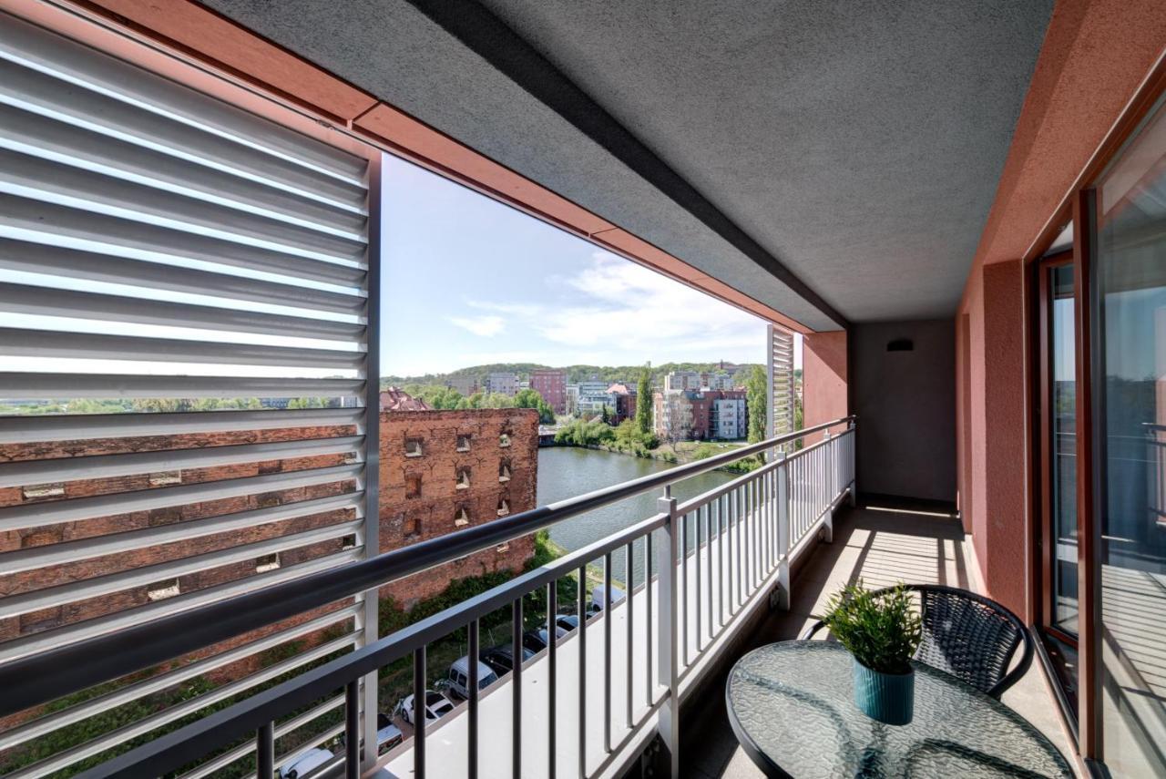 Live & Travel - Waterlane Island Gdańsk